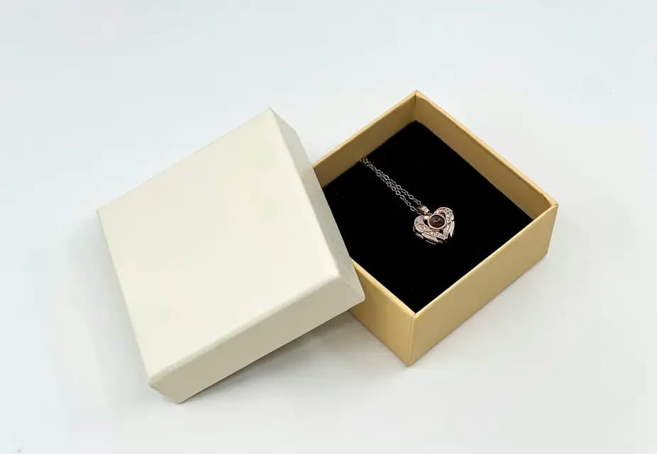 rose gold heart pendant necklace with gemstone in luxury gift box.